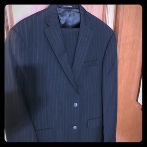 Men’s Suit